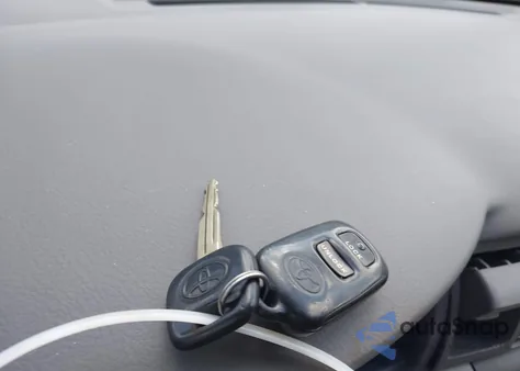 2003 Toyota Corolla Le from USA, damaged, VIN 1NXBR32E53Z007480